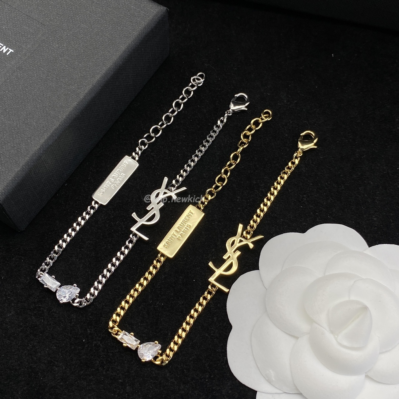 Saint Laurent Opyum Heart Charm Bracelet (2) - www.newkick.vip